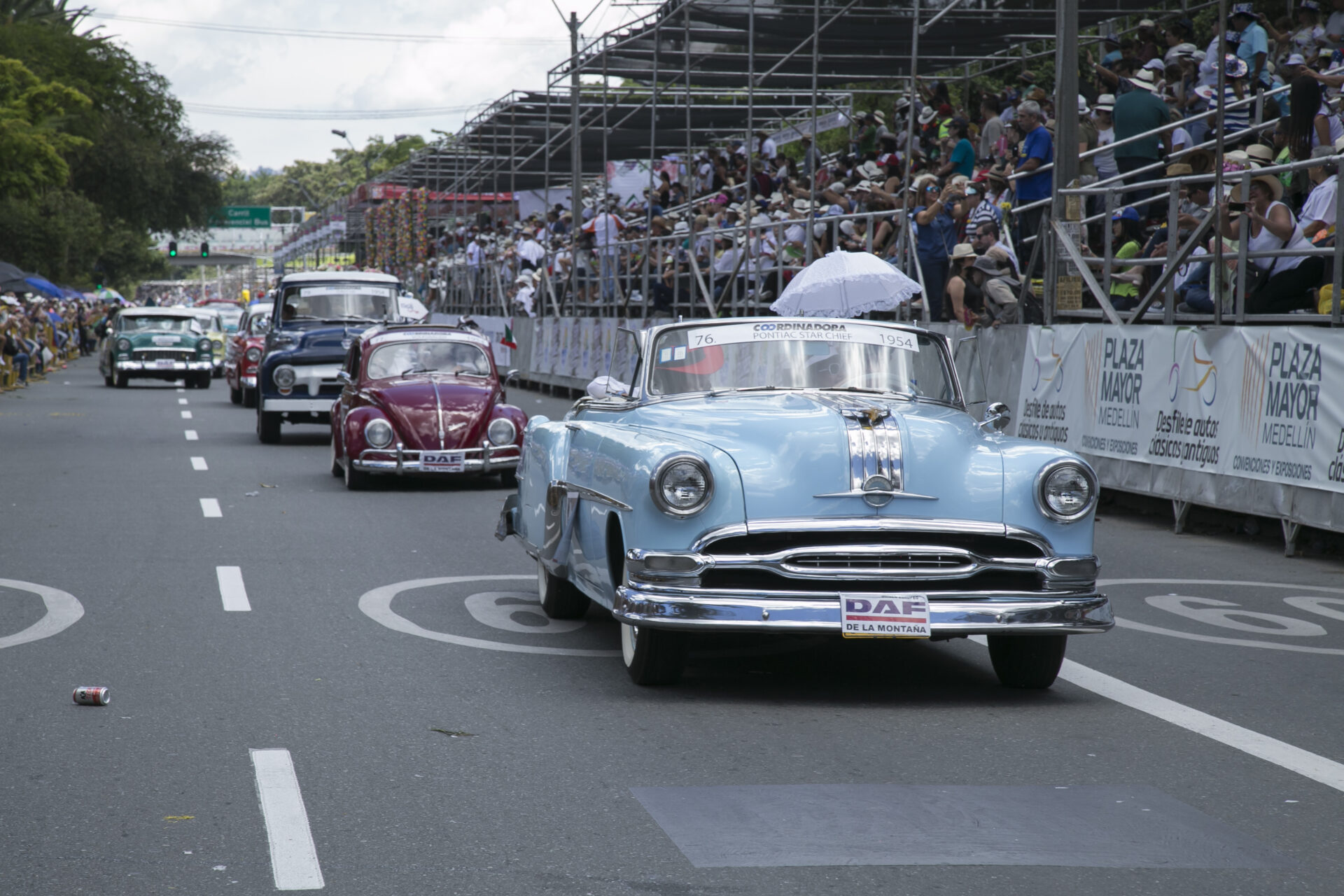 LA EDICI N 25 DEL DESFILE DE AUTOS CL SICOS Y ANTIGUOS UNA